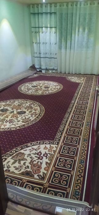 3.5×6 metr gilam sotiladi — katta gilam