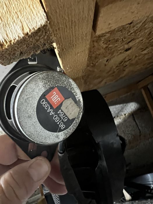 Калонка тойота камри 35