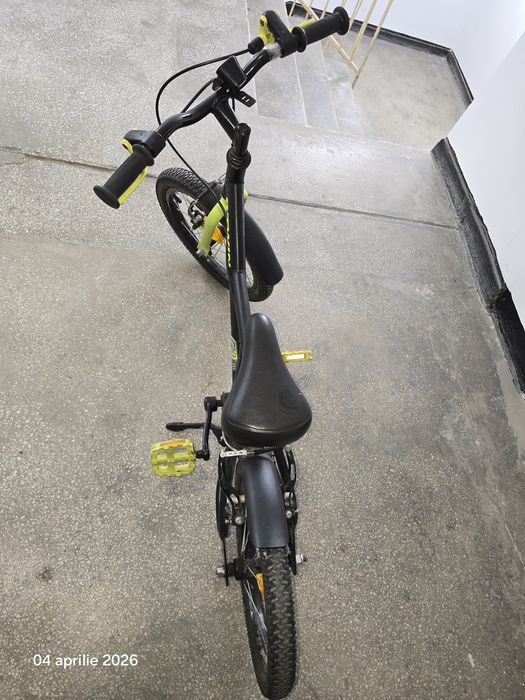 Bicicleta pentru copii cu roti pe 16