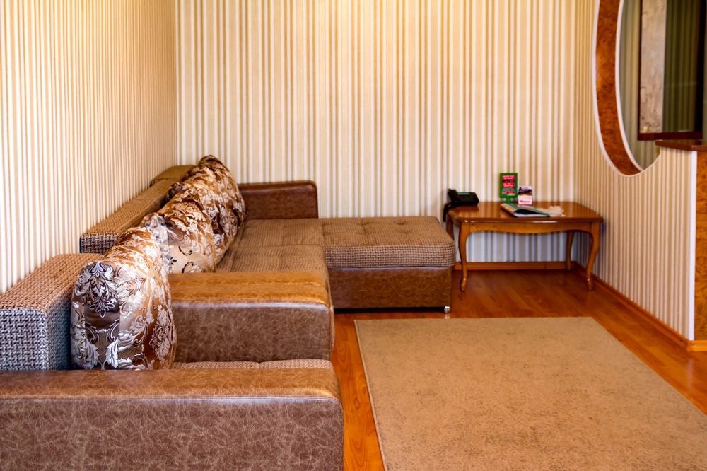 2 ком. Квартира посуточно Париж PARK HAUS