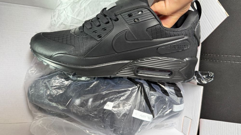 Nike Air Max 90 маратонки