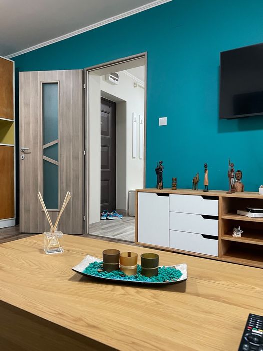 Inchiriez apartament 2 camere