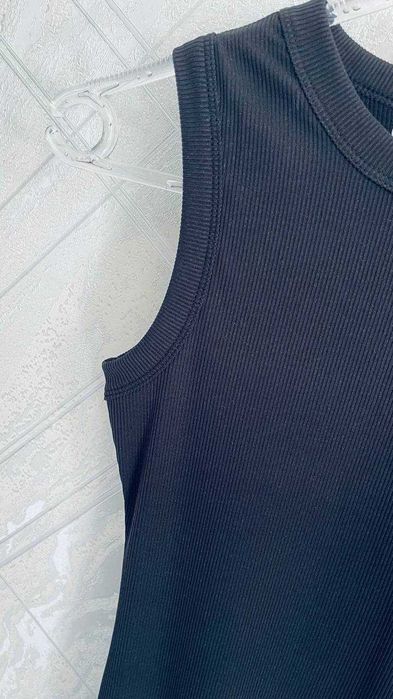 Черное платье с биркой