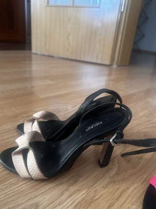 Босоножки и ботинки 36 размер