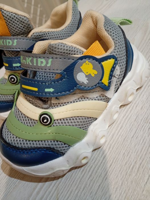 Кросовки для мальчика летние