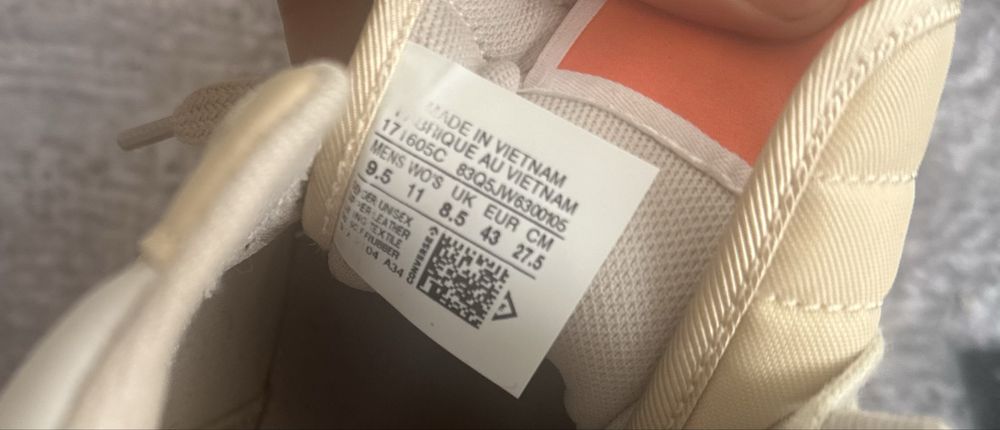 Converse în stare buna