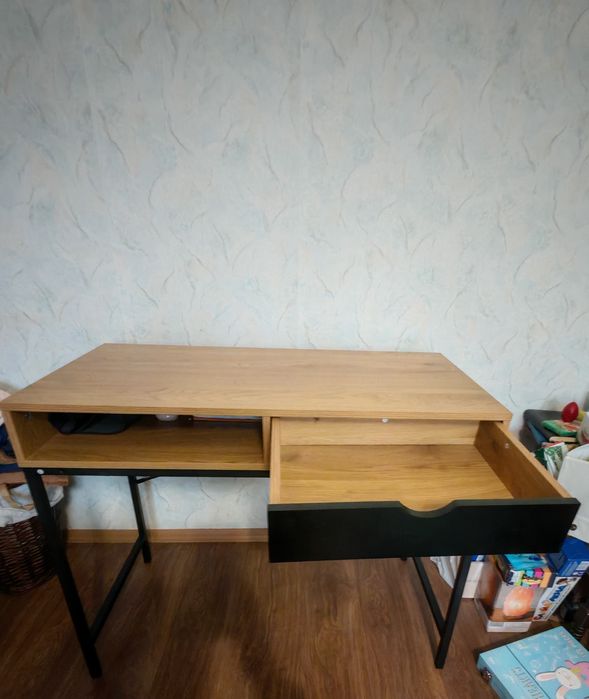 Бюро jysk като ново