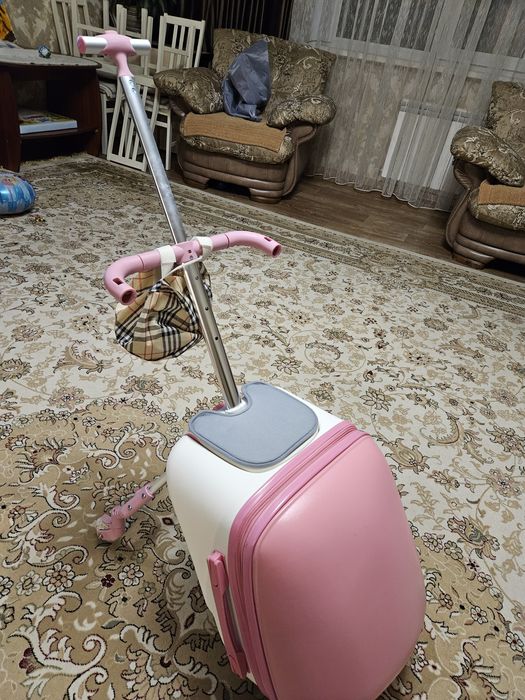 Чемодан плюс коляска 2 в 1