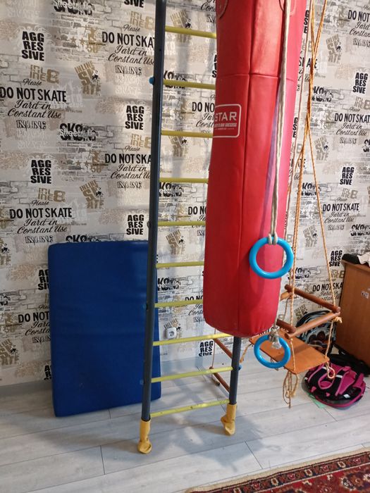 Продам шведская стенка