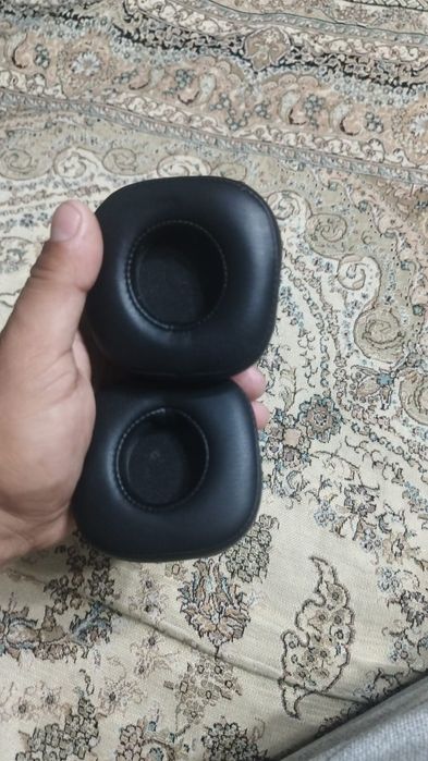 Срочно продам наушники Маршал