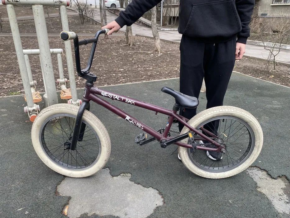 Велосипед ВМХ в отличном состояний