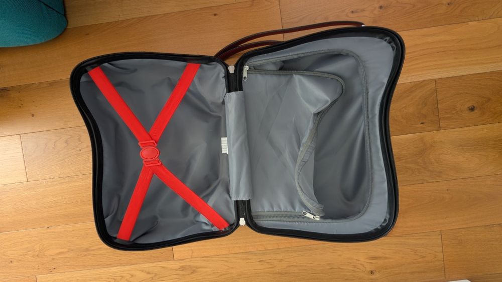 Valiză copii ride-on "Mașină de Pompieri"