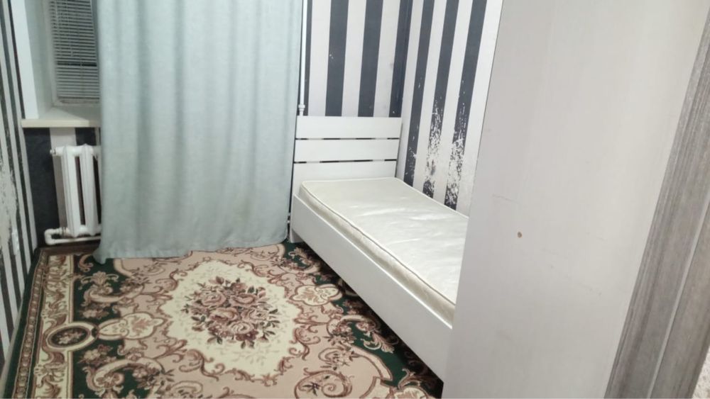 Сдам 3 комнатную в центре города