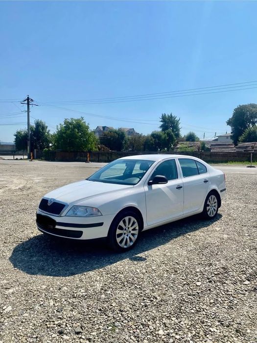 SKODA Octavia 2011 — imagine 3