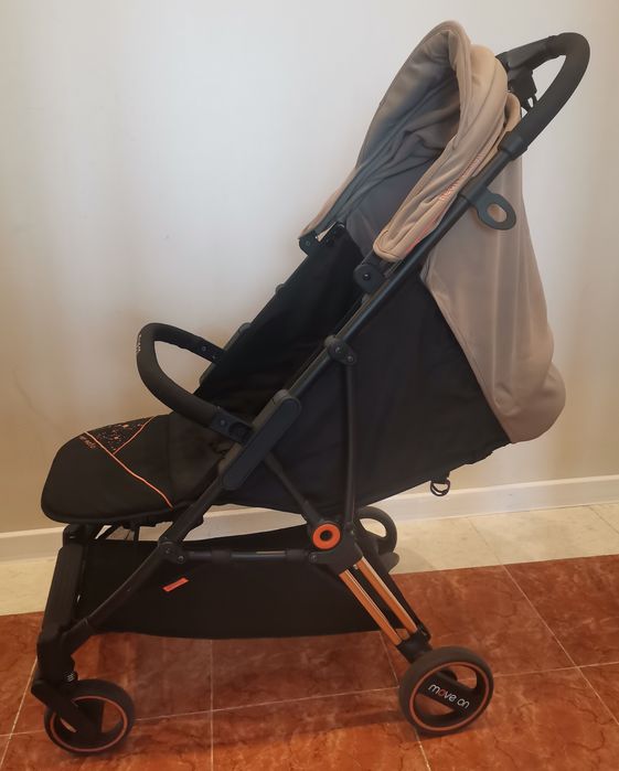 Лятна количка MOVE ON