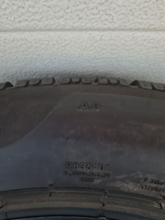 Зимни гуми 4 броя PIRELLI SottoZero 235 55 R17 дпт 2918