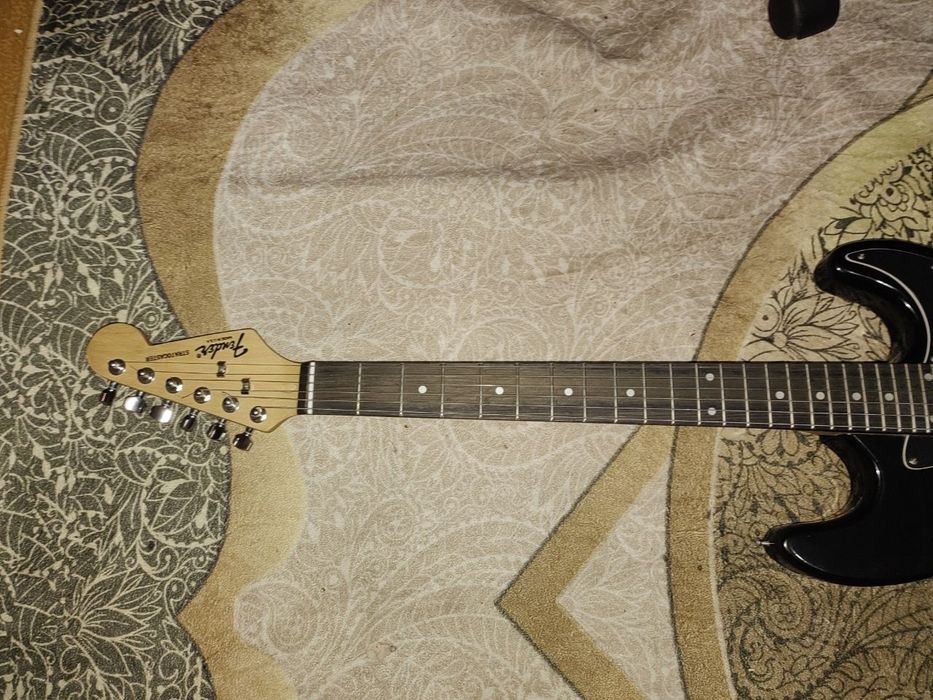 Электро гитара fender Stratocaster