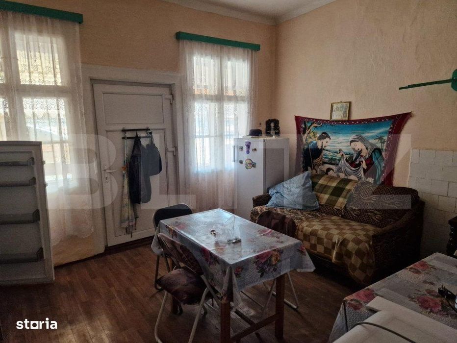 Casa in Abrud, teren 480mp, zona ultracentrala a orasului. APUSENI