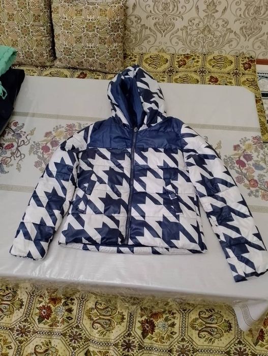 Женский куртка б/у