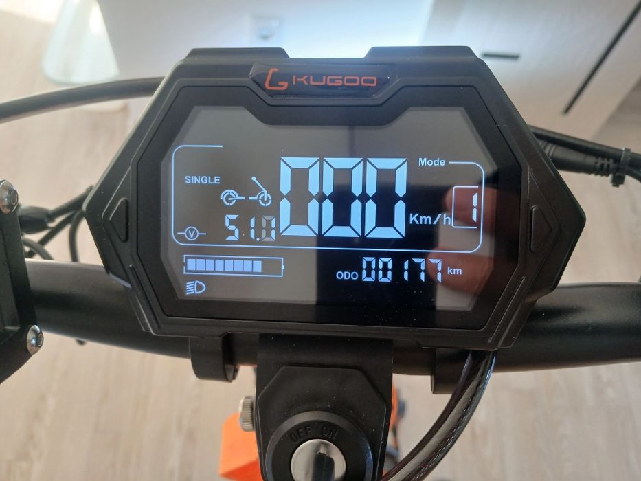 Продам электросамокат