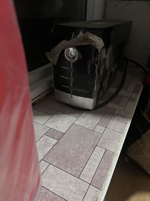 Музыкальный центр и ИБП