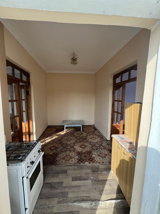 Tolabekda arzon hovli
