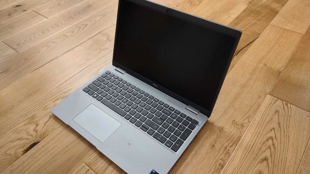 Dell Latitude 5530