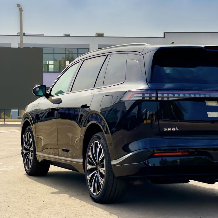 Dongfeng eπ 008 210 Ultra restayling 2026