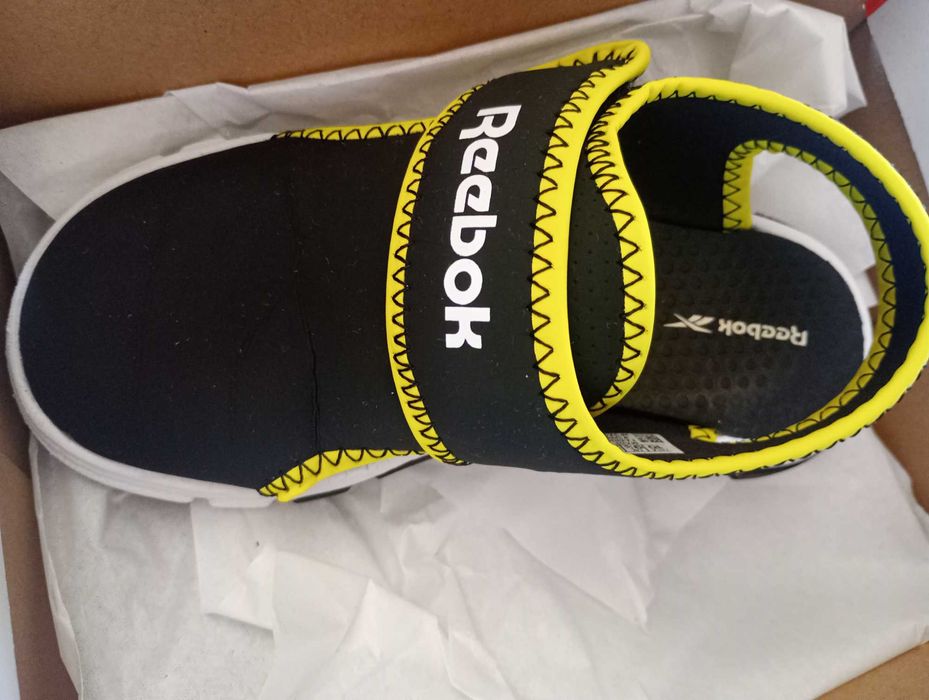 Детски сандали на Reebok