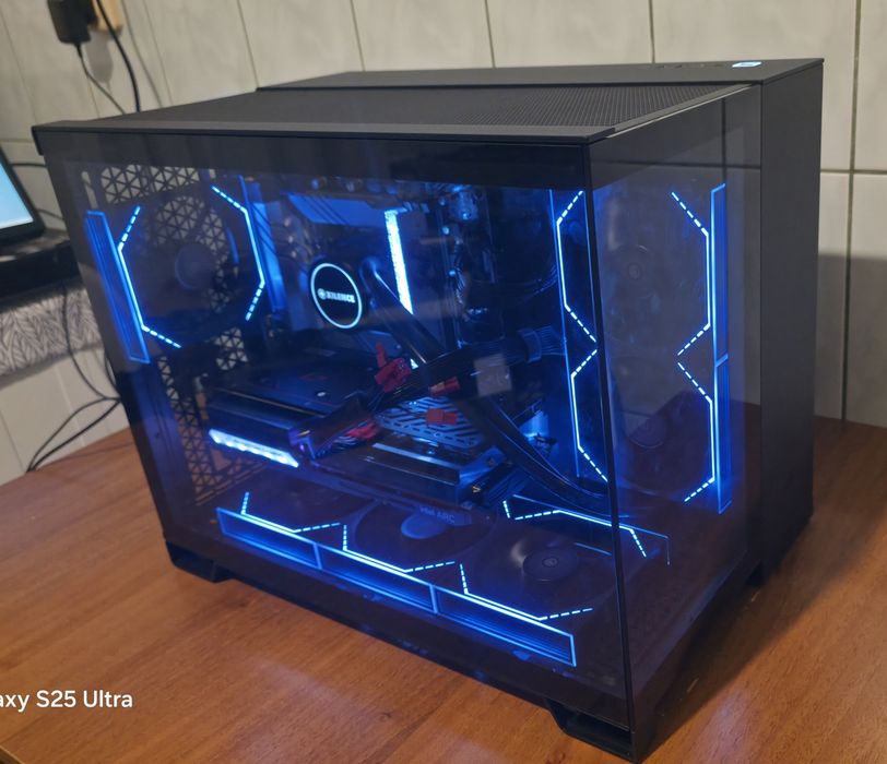 Carcasa pc Corsair 2500x neagra -13.39kg -optional ventilatoare