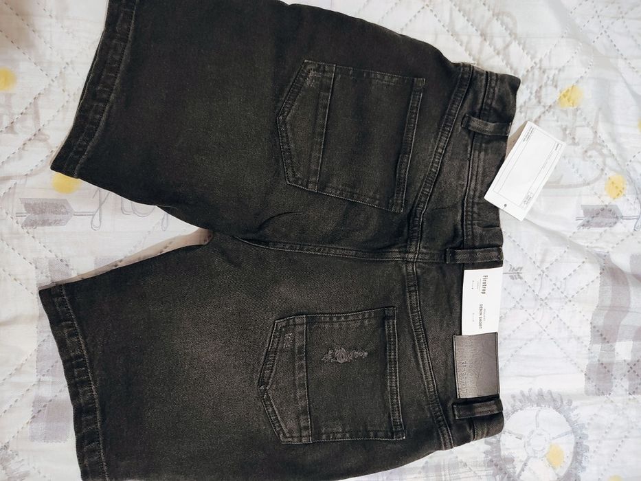 Мъжки къси панталони Firetrap Нови