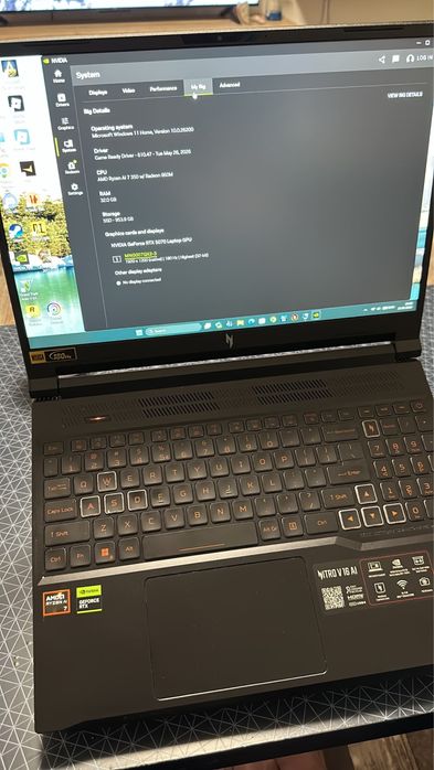 Laptop Acer Nitro V16 RTX 5070 / Ryzen AI 7 350 / 32GB RAM / 1TB SSD / 180Hz