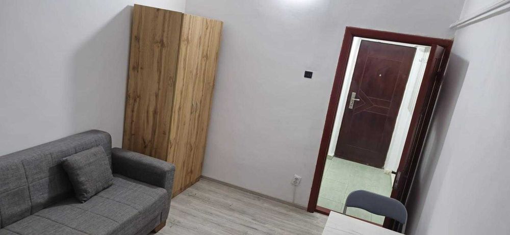 Inchiriez garsoniera zona Contactoare Et 1