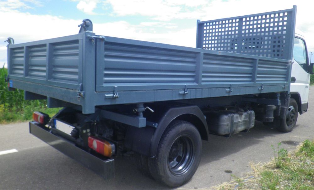 Mitsubishi  Canter trilateral basculabil