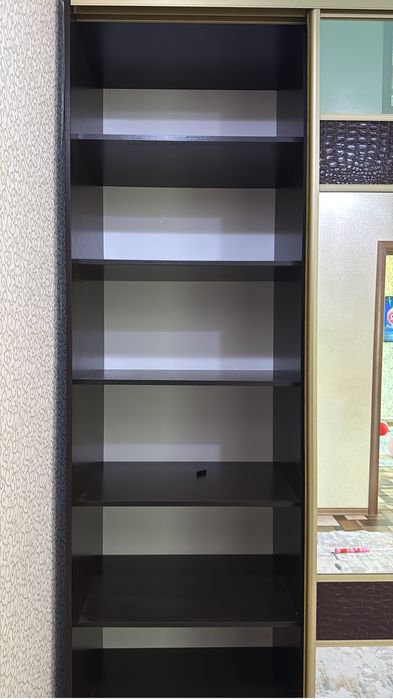 Продам шкаф-купе