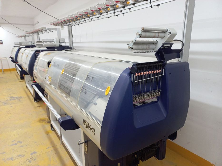 To'quv stanoklari sotiladi