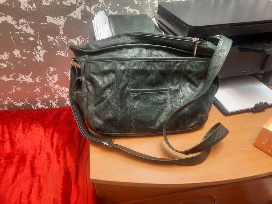 Продам сумку почтальон