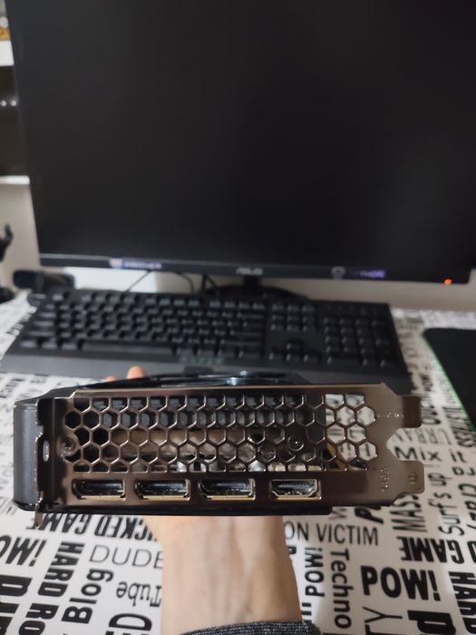 Placă video Nvidia 5060 8GB