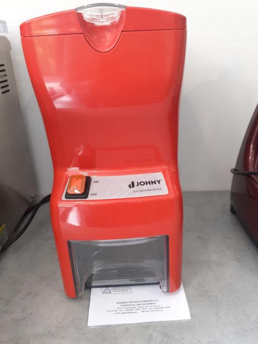 Aparat de gheața Johny Grecia