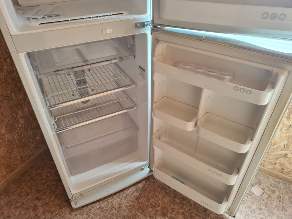 Холодильник продам