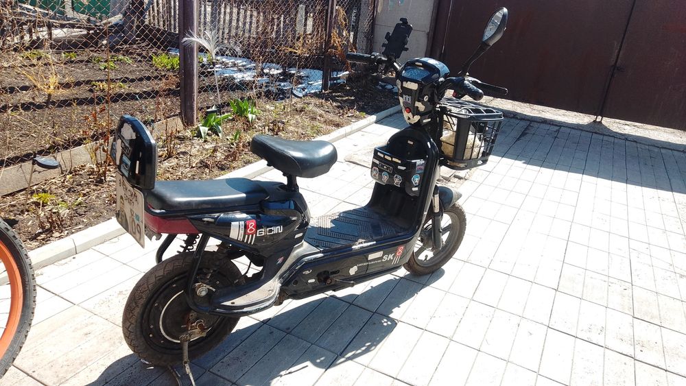 Продам мопед ск8