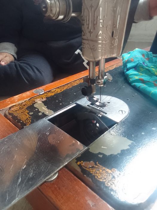 Продаю Швейная машинка ПМЗ (оригинал, СССР)