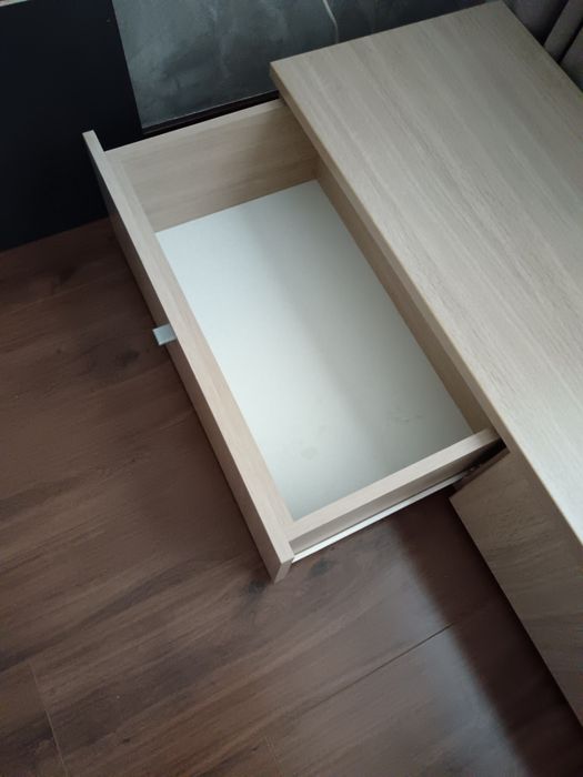 Тв шкаф в много добро състояние