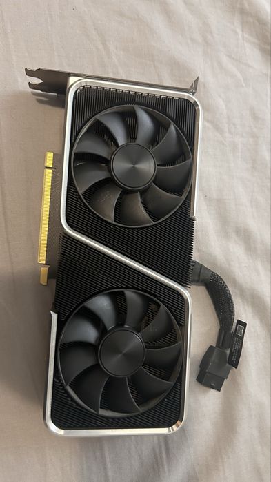 Vand placa video RTX 3060 Ti founders edition
