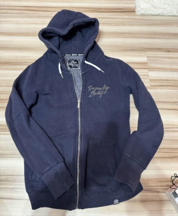Връхни дрехи Adidas, Esprit, Mango, Superdry