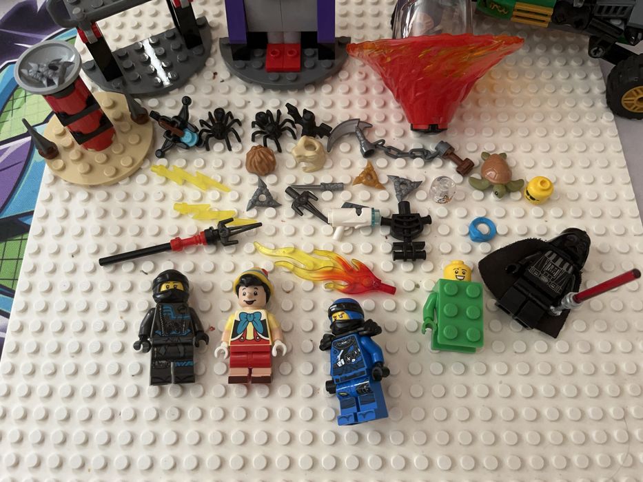 Лего минифигурки и постройки