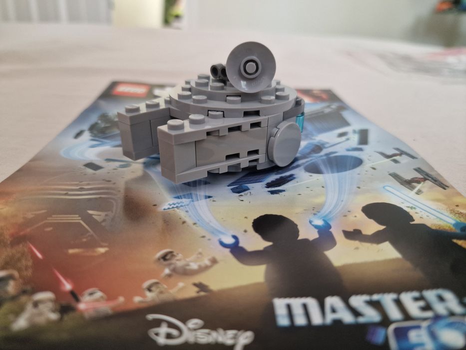 Lego Star Wars - Milenium Falcon, рядък