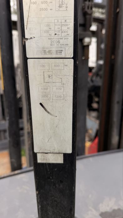 Продам штабелер электрический