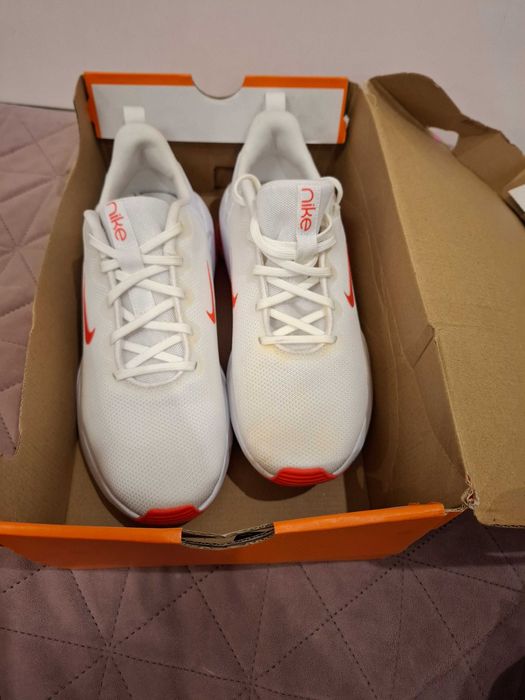 Чисто нови спортни маратонки NIKE AIR ZOOM
