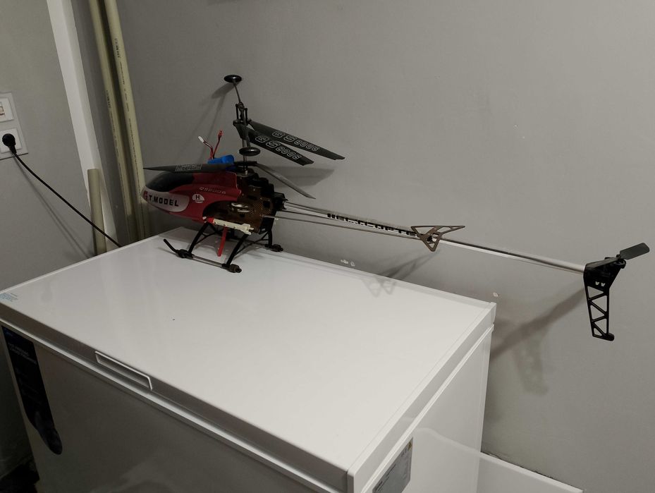 Хеликоптер QS8006